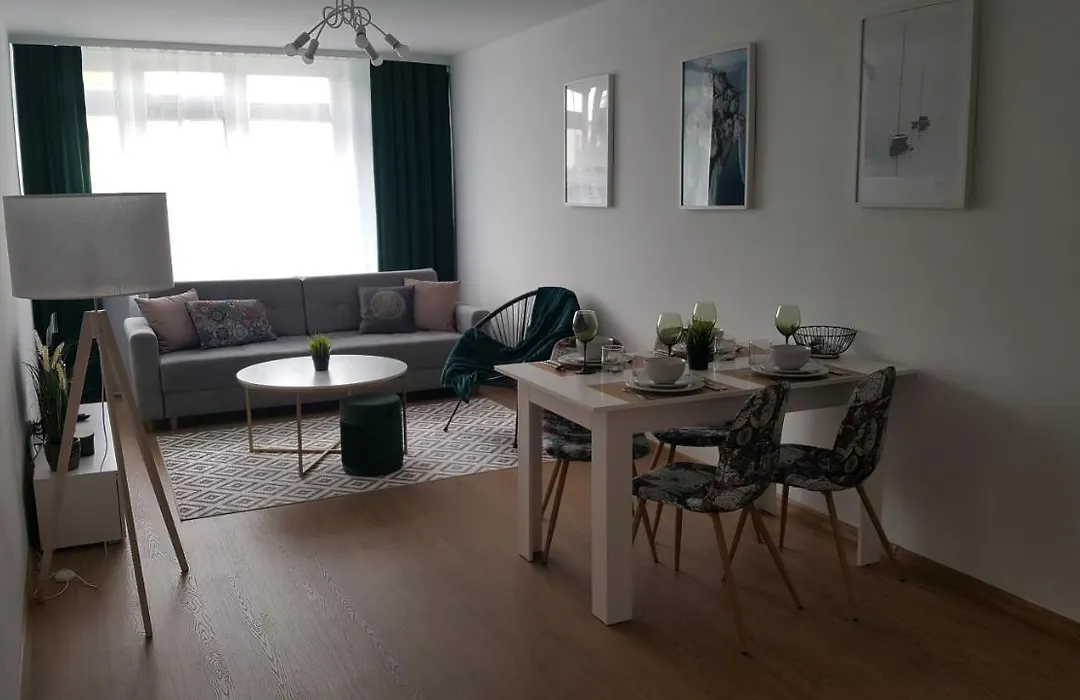Apartament Szmaragdowy Zakątek-1