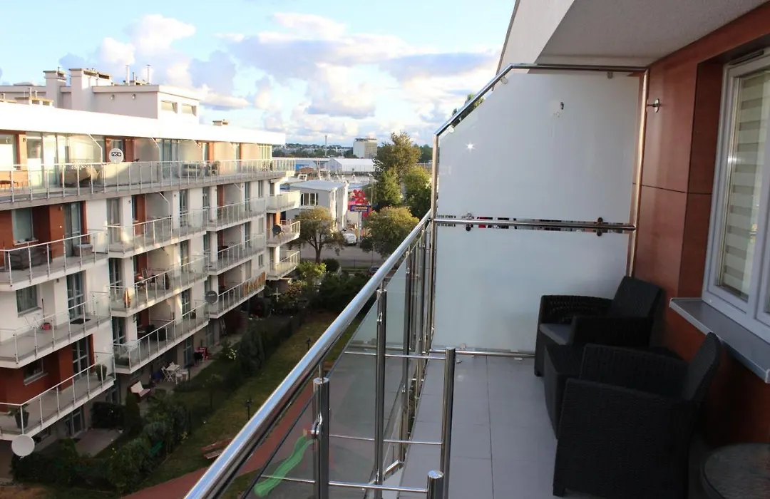 Apartament Bursztynek z miejscem postojowym-1