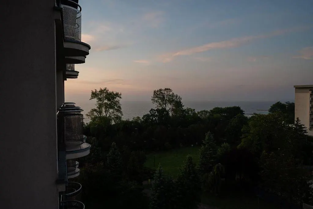 Apartament Ania z widokiem na morze w Hotelu Arka-1