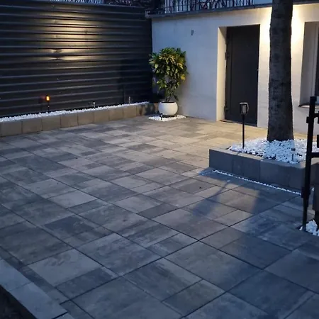 Apartament z Jacuzzi-2