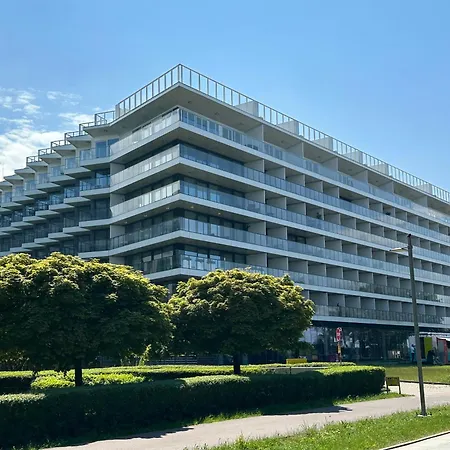 Seaside Luxury Apartament-3