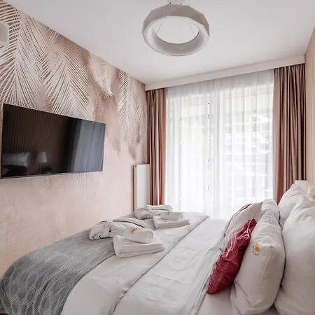 Butterfly Luxury Signature - Basen, Spa I Parking-3