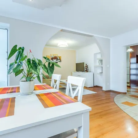 Apartament na starowce-2