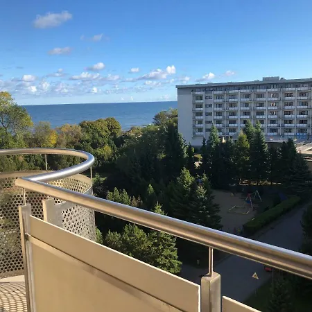 Apartament Ania z widokiem na morze w Hotelu Arka-2