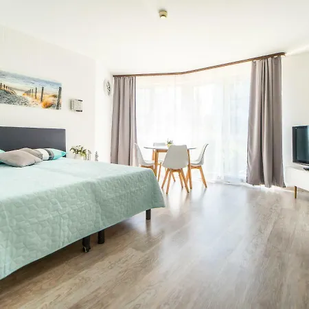 Apartament Awangardia 250m od morza-3
