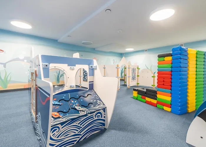Apartamenty Fenomen - Premium Park&Sea, Nadmorskie Tarasy FREE PARKING, SWIMMING POOL, SAUNA AND OTHER! Kołobrzeg