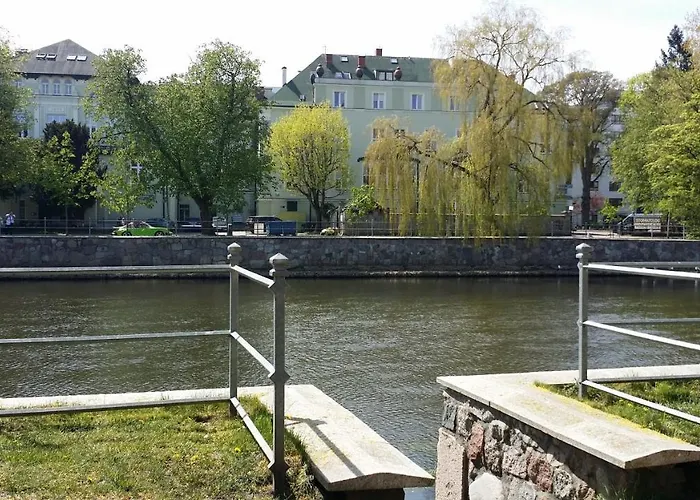 Apartament nad Parsętą w centrum - prywatne miejsce postojowe&dwa rowery Kołobrzeg