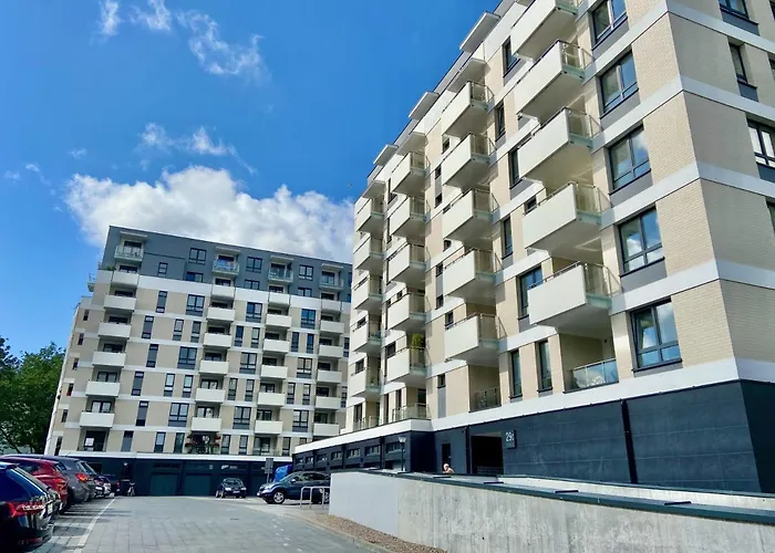 Komfortowy apartament z balkonem 'Platany' Kołobrzeg
