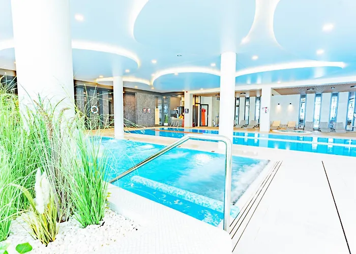 Horyzont Apartamenty -Polanki AQUA- Strefa SPA z basenem i fitness studio, prywatny garaż Kołobrzeg