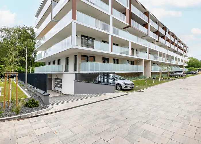 Stylowe Apartamenty z Parkingiem i Balkonem w Kołobrzegu by Noclegi Renters