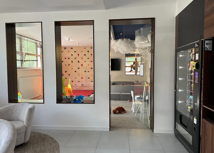 4SUMMER Kołobrzeg Apartamenty White Blue Sauna&Fitness&Parking 100 metrów do pięknej szerokiej piaszczystej plaży, wspaniały widok z dużego tarasu! 100 Meter zu einem schönen breiten Sandstrand, herrliche Aussicht von einer großen Terrasse!
