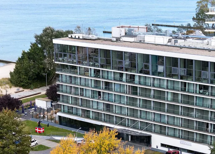 Sea Breeze prywatny apartment w MARINE HOTEL przy plaży Kołobrzeg