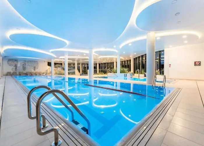 Apartament Polanki Aqua SPA Deluxe Nielimitowany dostęp do basenów darmowy parking Kołobrzeg